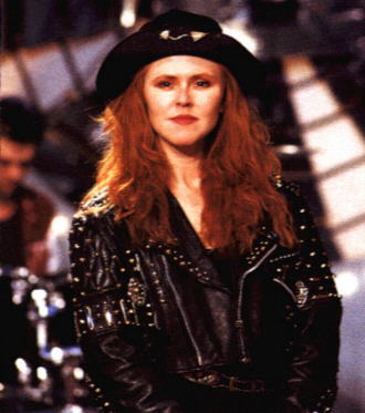 Carol2.jpg (23377 bytes)